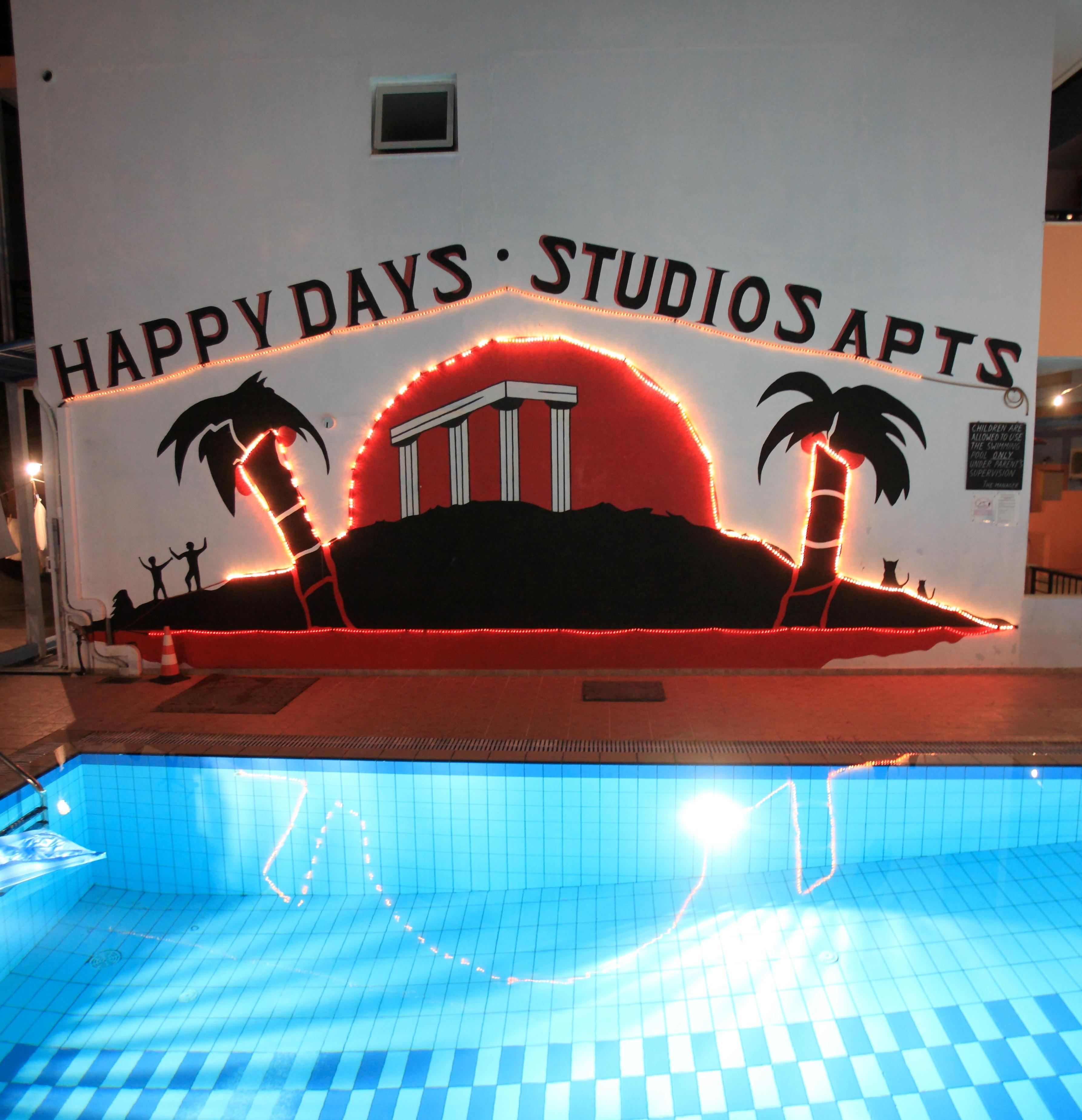 Happy Days Aparthotel Малиа Екстериор снимка