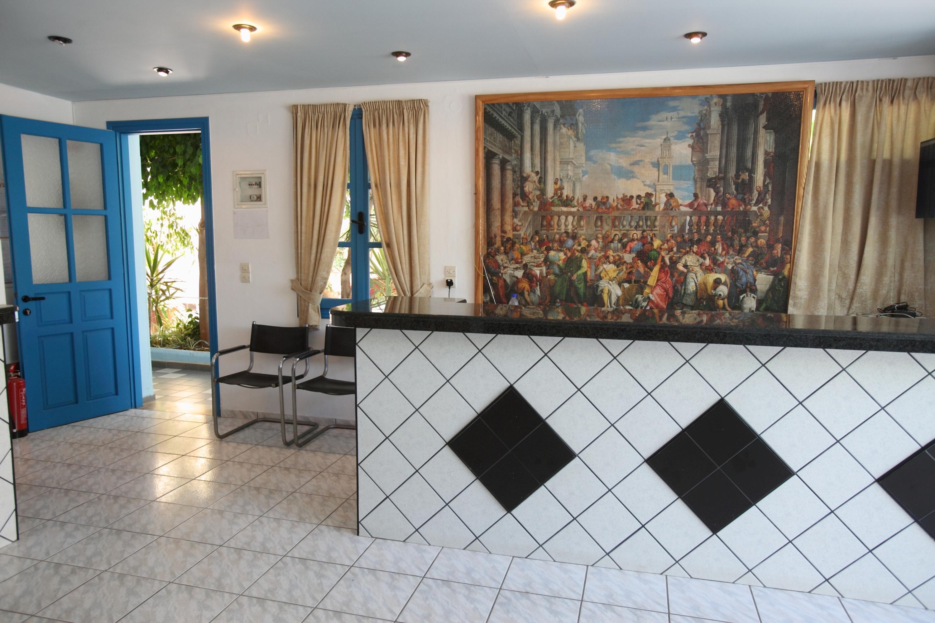 Happy Days Aparthotel Малиа Екстериор снимка