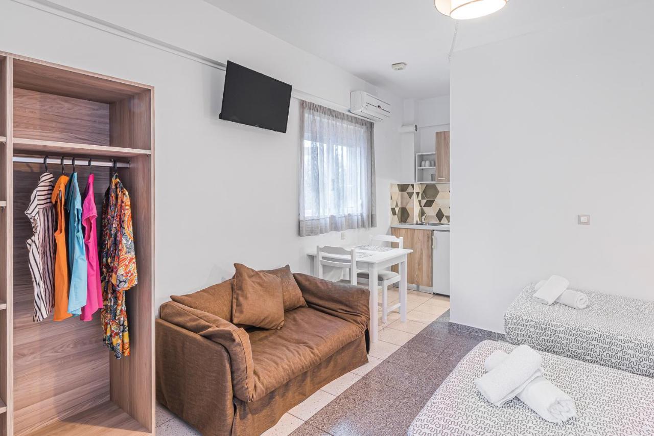Happy Days Aparthotel Малиа Екстериор снимка